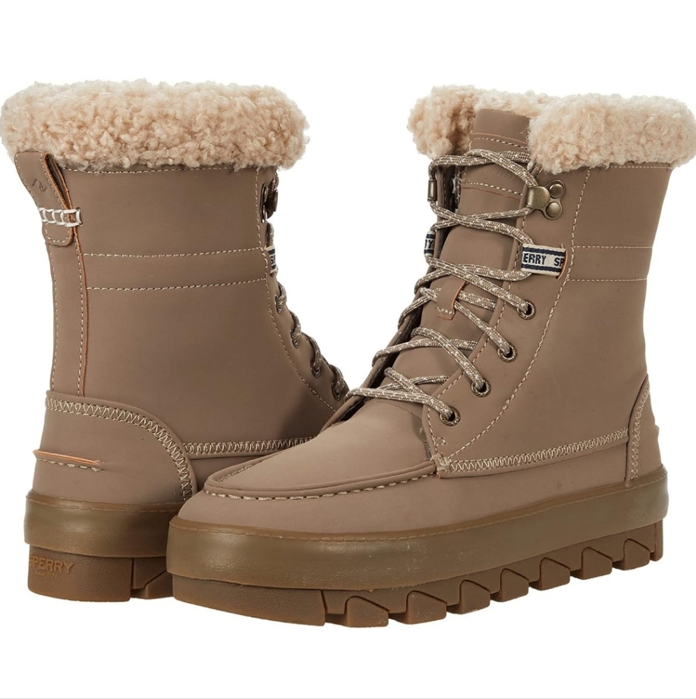 New with no box, Sperry Women's, Juneau Boot size 7